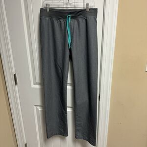 NWOT Figs Technical Collection Women's small S/T Gray Scrub Pants Style T21003T